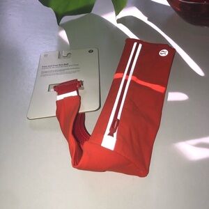 Lululemon Athletica Fast and Free Orange and Reflective Run Belt